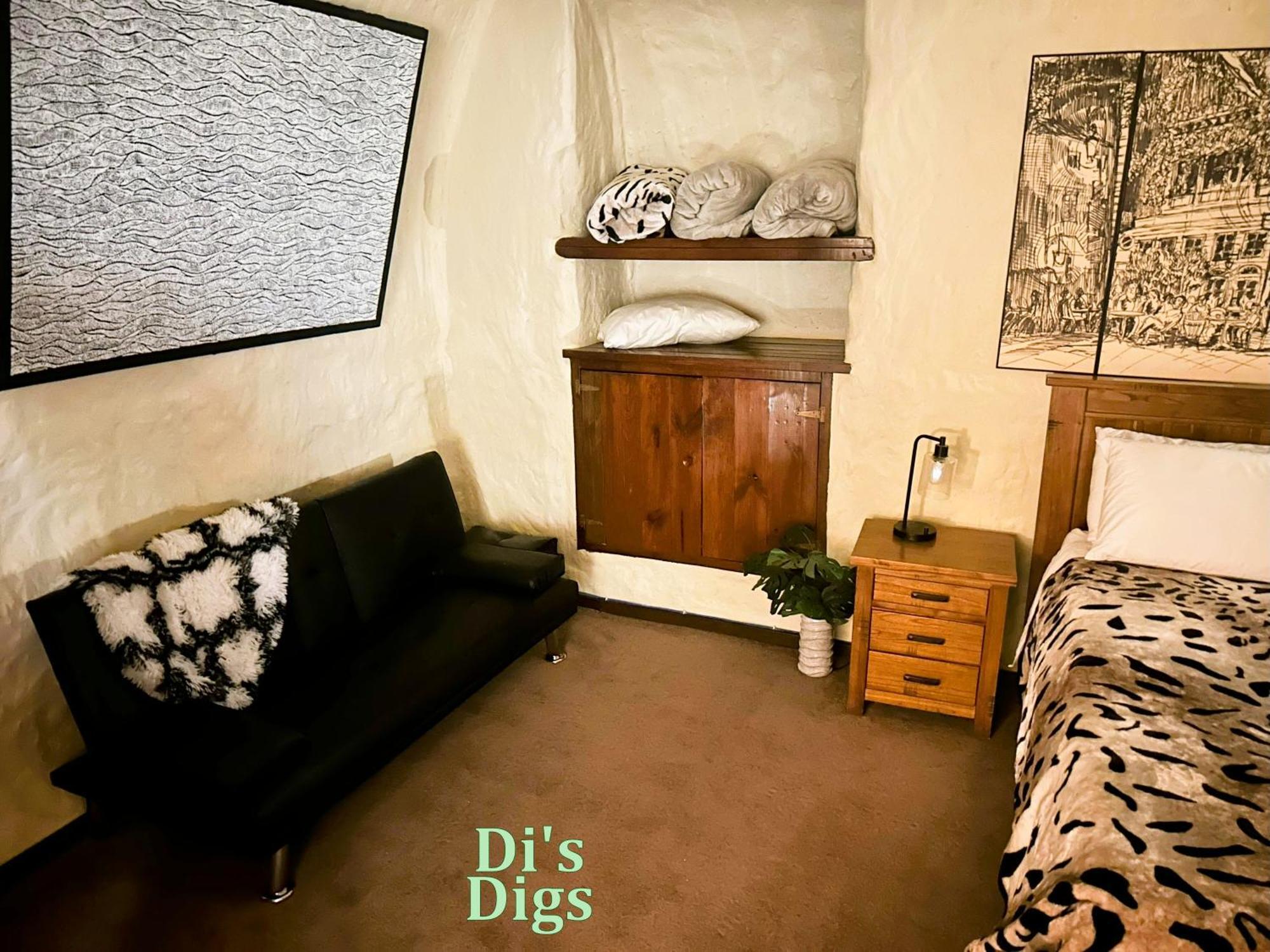 Hotel Di'S Dugouts Coober Pedy Exterior foto